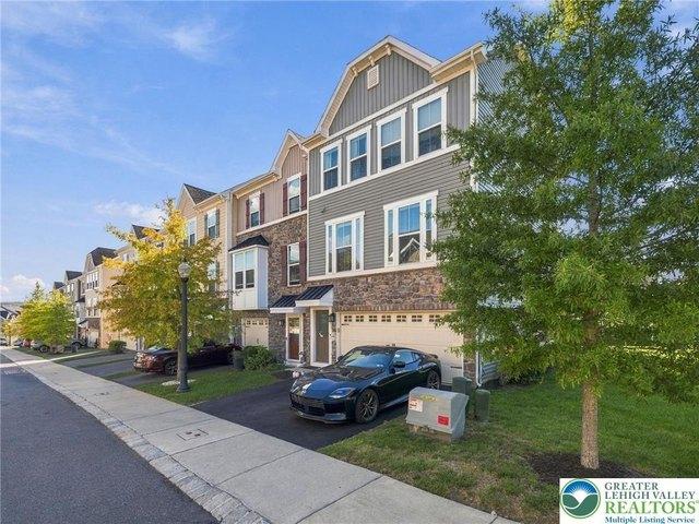 Townhouse for sale in Bethlehem, Northampton County