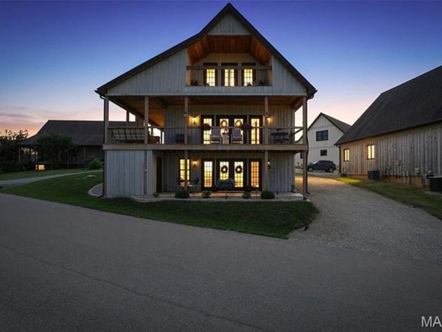 House for sale in Sainte Genevieve, Missouri