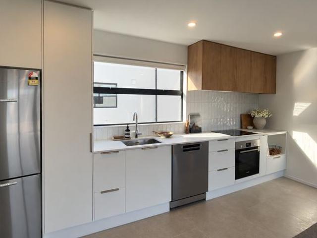 House for rent in Heathcote, Canterbury