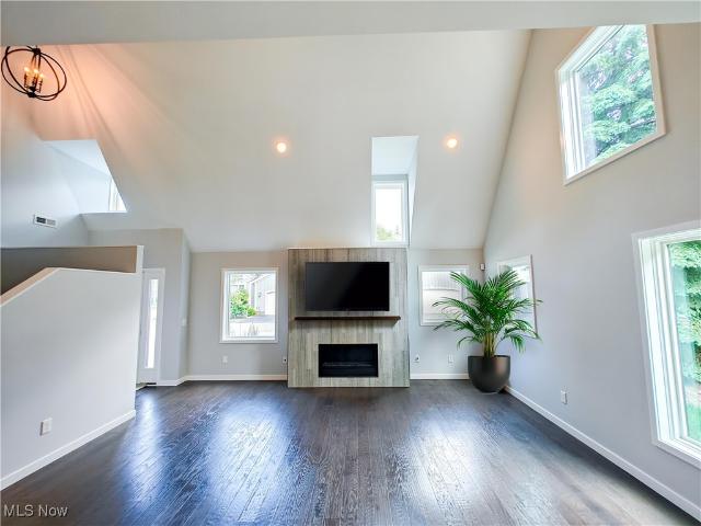 Townhouse for sale in Beachwood
