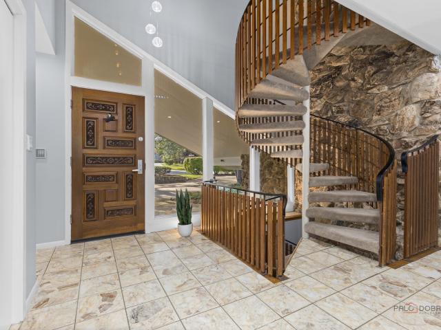 House for sale in Country Club Estates, Long Grove