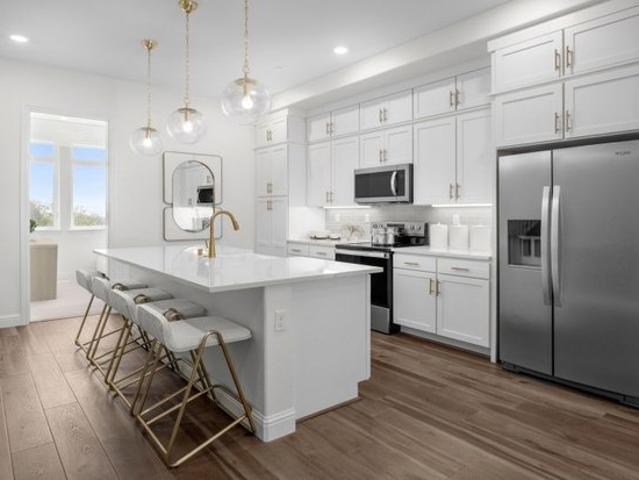 Condo for sale in San Mateo, California