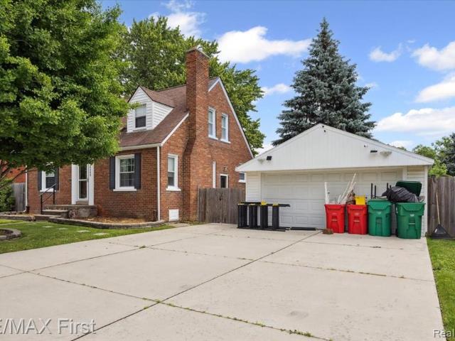 House for sale in Eastpointe