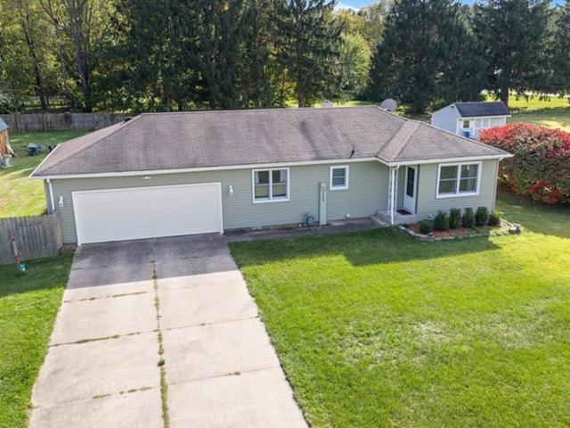 House for sale in Edwardsburg, Cass County