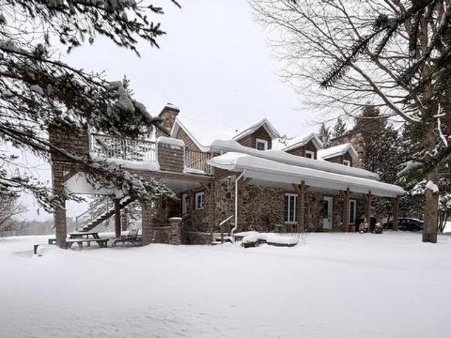 House for sale in Memphrémagog, Quebec