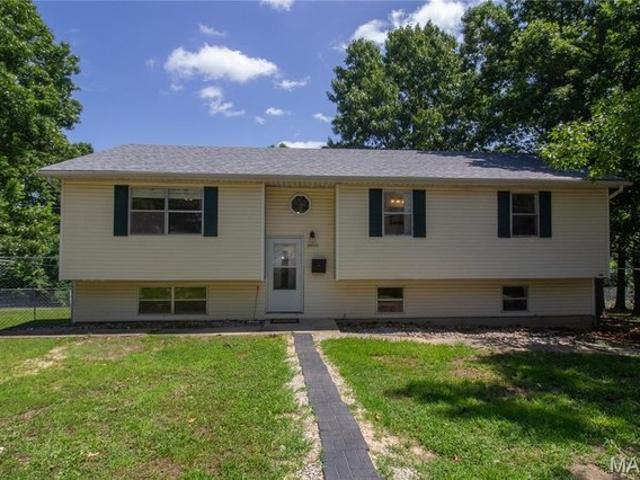House for sale in Saint Robert, Missouri