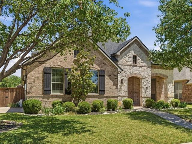 House for sale in Denton, Texas