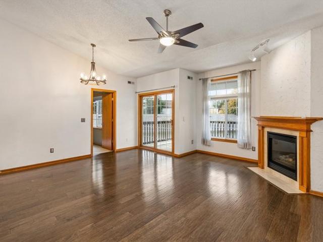 Condo for sale in Urbandale, Polk County