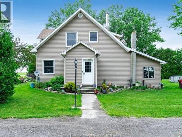 House for sale in Chatham–kent, Ontario