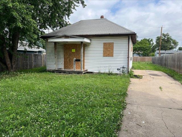House for sale in Council Bluffs, Iowa