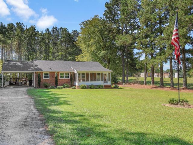 House for sale in Coats, North Carolina