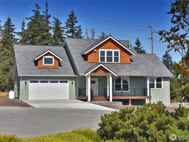 House for sale in Langley, Washington