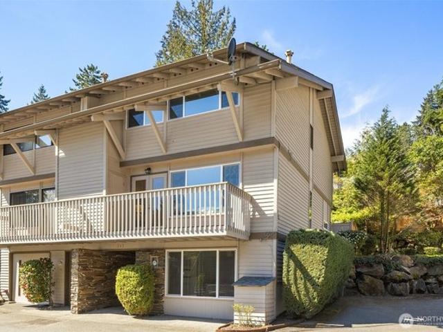 Townhouse for sale in Valley Greene, Bellevue