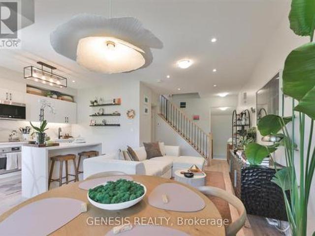 Townhouse for sale in Mississauga, Ontario