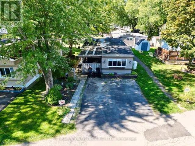 House for sale in Waterloo, Southwestern Ontario