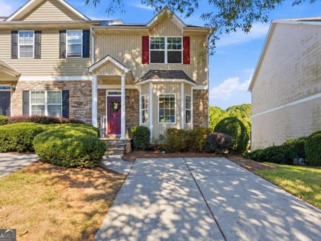 Townhouse for sale in Acworth, Cobb County