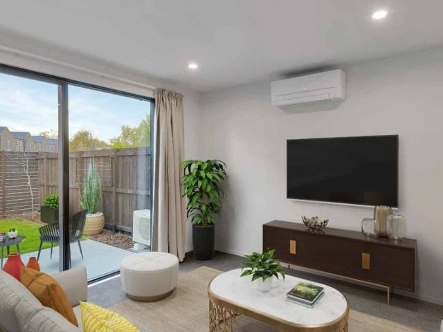 Townhouse for rent in Addington, Canterbury