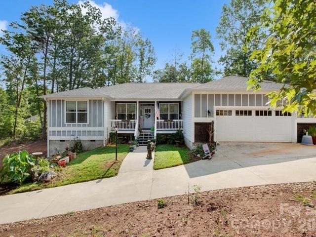 House for sale in Columbus, North Carolina