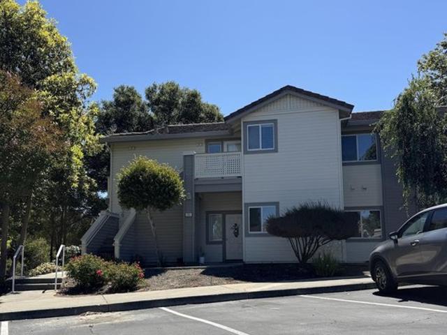 Condo for sale in Hercules, California