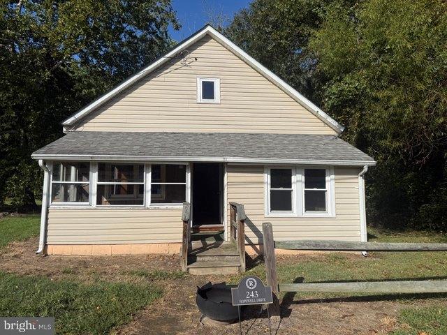 House for sale in Clayton, Kent County