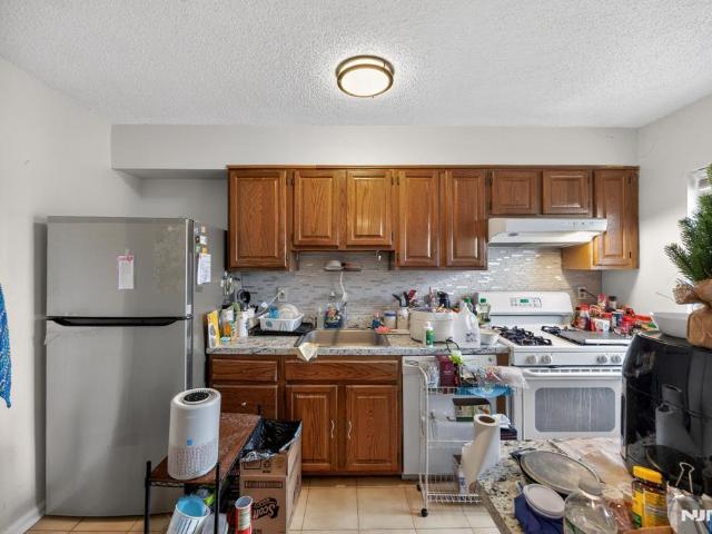Condo for sale in Hackensack, New Jersey