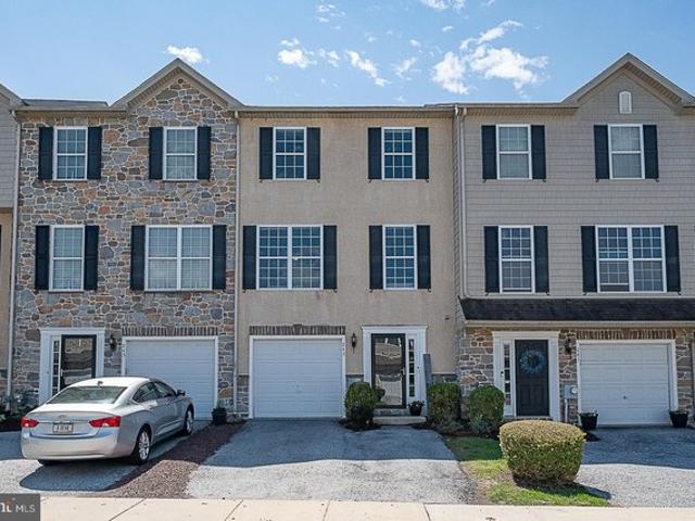 Townhouse for sale in Chester, Pennsylvania