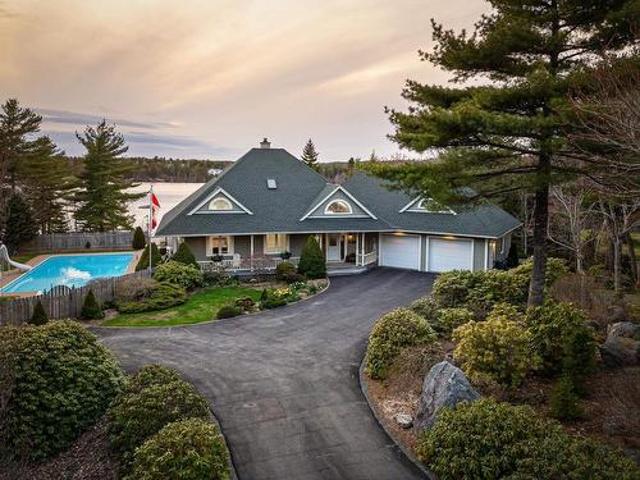 House for sale in Kingswood, Hammonds Plains