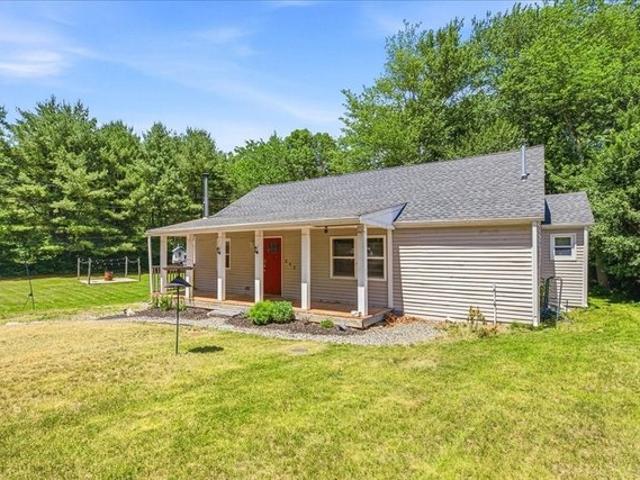 House for sale in Hanson, Massachusetts