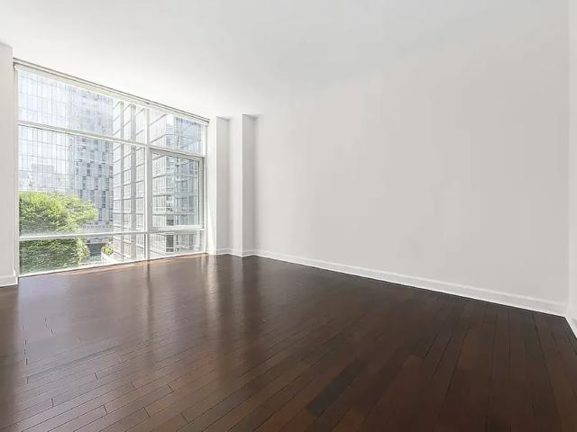 Condo for sale in Arverne, New York