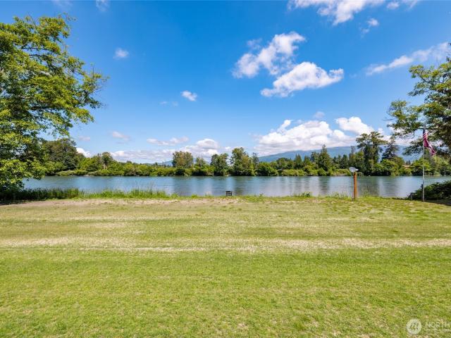 House for sale in Washington