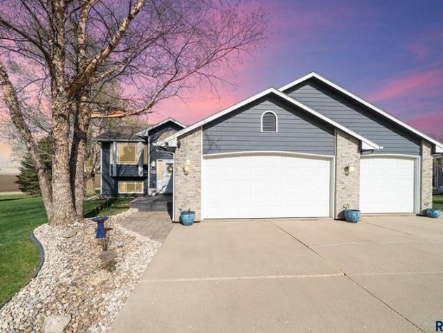 House for sale in Dell Rapids, South Dakota