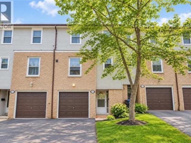 Townhouse for rent in Mississauga, Ontario