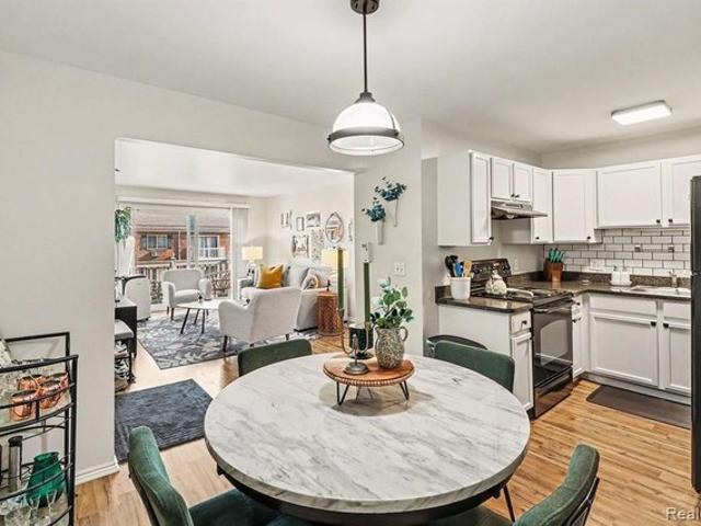 Condo for sale in Royal Oak, Michigan