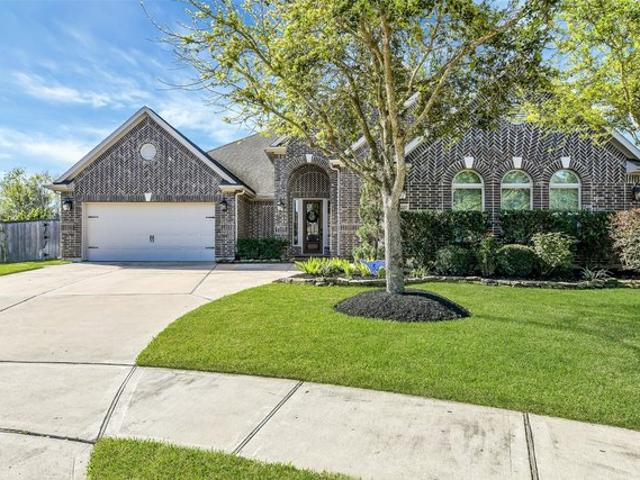 House for sale in Friendswood, Texas