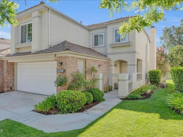 Townhouse for sale in Canyon Country, California
