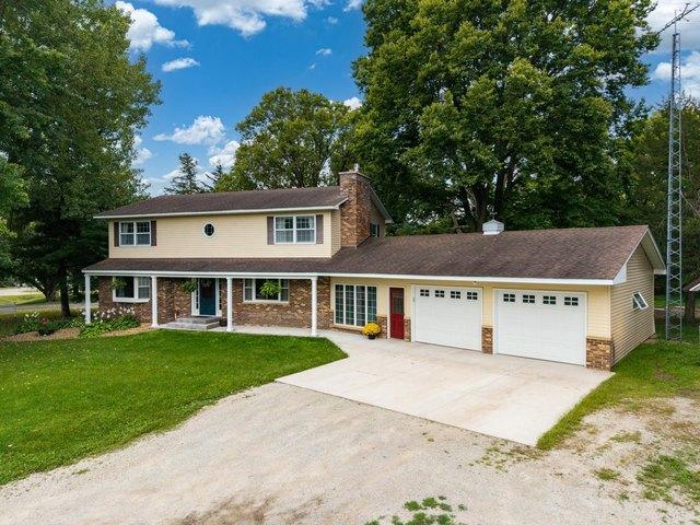 House for sale in Morristown, Rice County