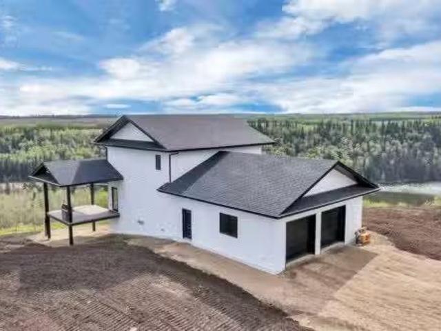 House for sale in Alberta
