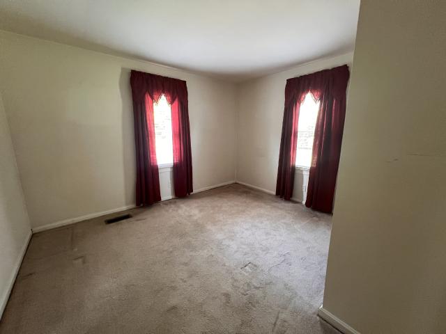 House for sale in Centerville