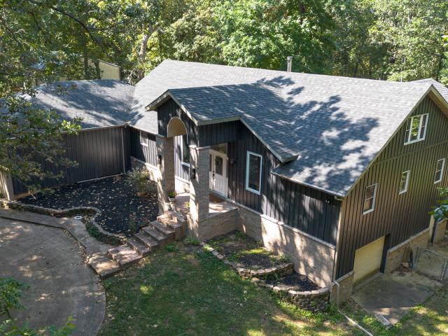 House for sale in Clever, Christian County