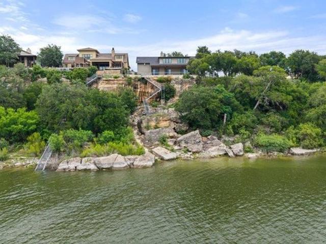 House for sale in Spicewood, Texas