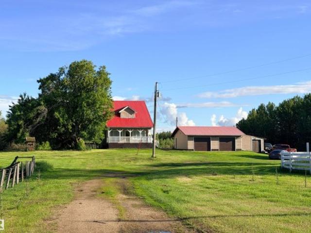 House for sale in Alberta