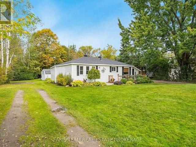 House for sale in Tay, Central Ontario
