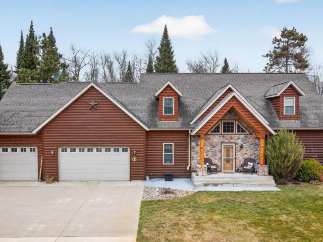 House for sale in Hubbard, Minnesota