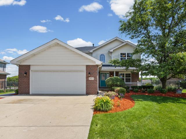 House for sale in Manhattan, Illinois