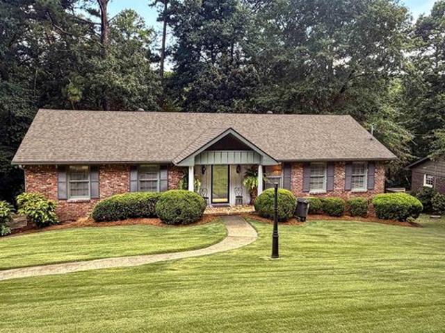 House for sale in Hoover, Alabama
