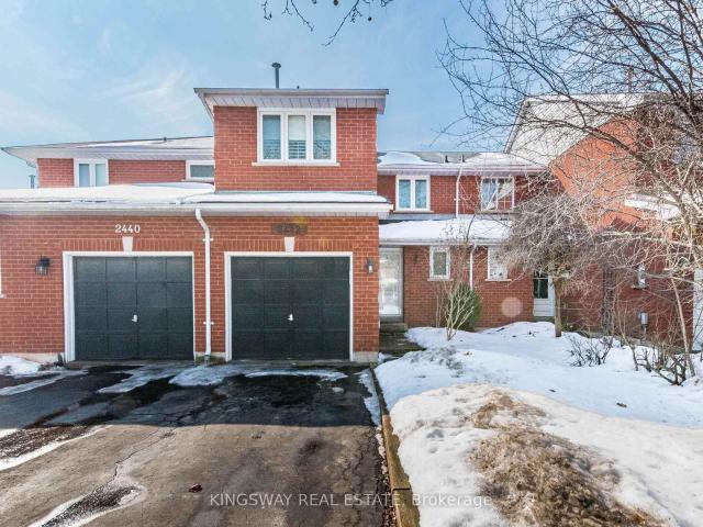 Townhouse for sale in Woburn, Ontario