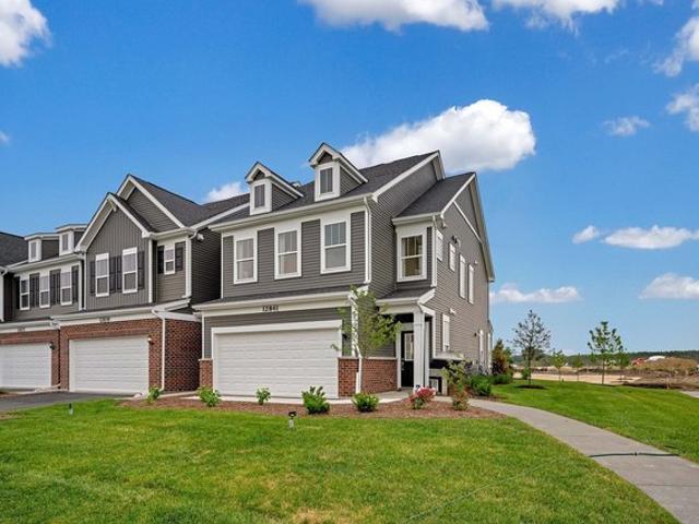 Townhouse for sale in Plainfield, Illinois