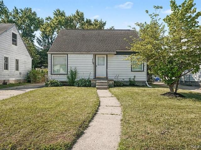 House for sale in Dearborn Heights, Michigan