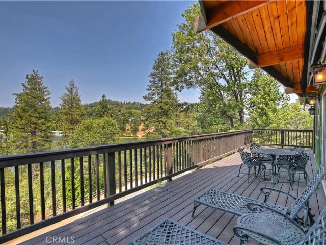House for sale in Cedarpines Park, California