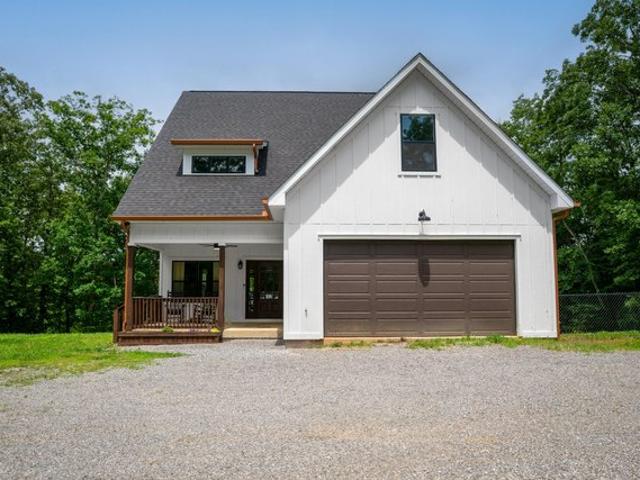 House for sale in Rising Fawn, Georgia